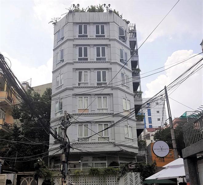 Vụ Phó chánh án bị tố bắt trẻ em: Một em nhỏ đã được đưa lên taxi-2