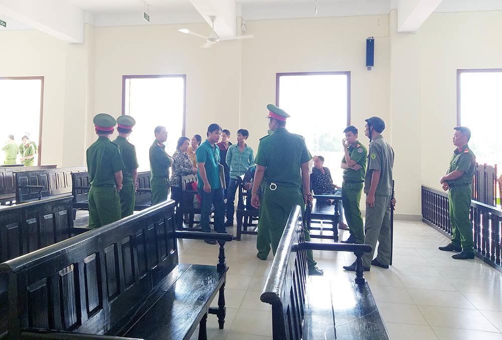 Cựu công an ở Cần Thơ đánh chết thanh niên bị bắt giam tại tòa-2