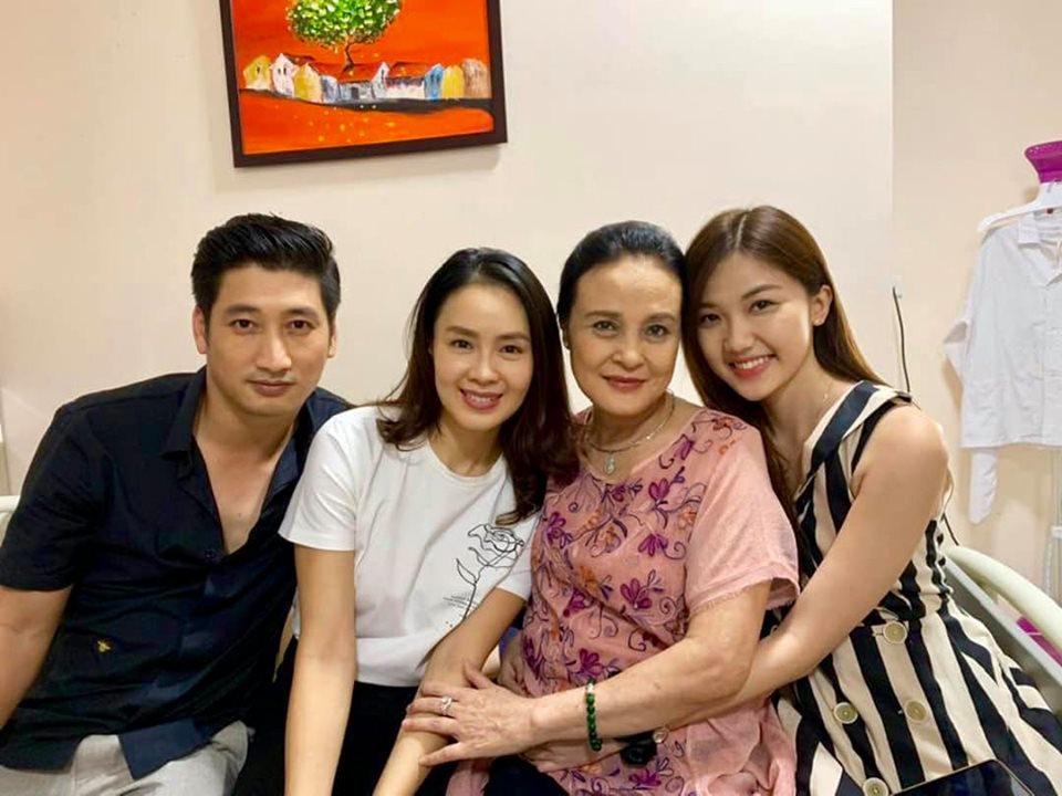 Hồng Diễm - Lương Thanh: Tình địch trên phim, mẹ - con ngoài đời-2