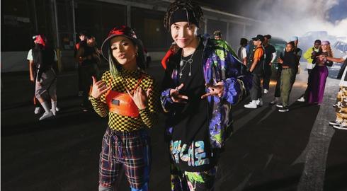 Video J-Hope BST kết hợp Becky G: 1 triệu lượt like trong hơn 1 tiếng đồng hồ-1