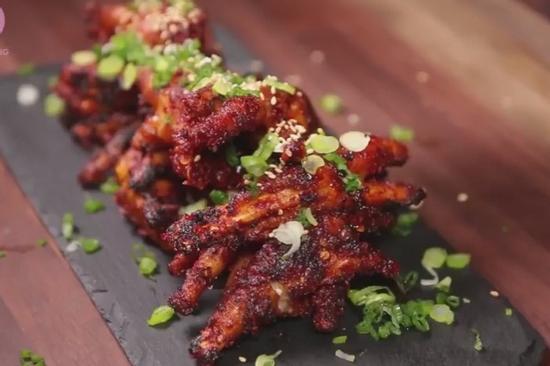 Chân gà nướng Hàn Quốc - món nhậu ngon ngày cuối tuần