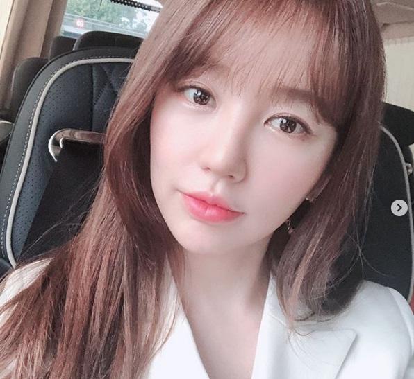 Những bức ảnh Yoon Eun Hye chia sẻ trên Instagram cho thấy nàng 