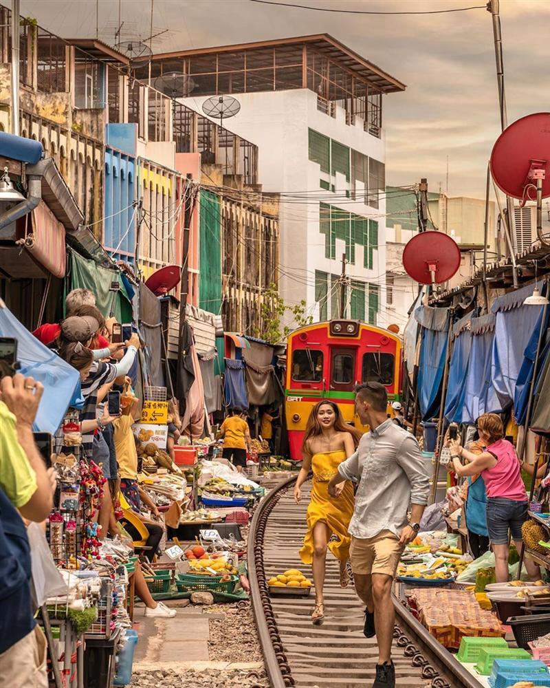 3 tuyến đường ray nguy hiểm thế giới thành điểm du lịch nổi tiếng-4