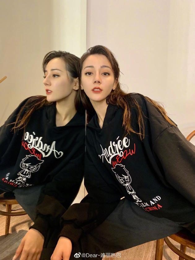 Ảnh trong hậu trường của mỹ nữ Tân Cương Địch Lệ Nhiệt Ba-2