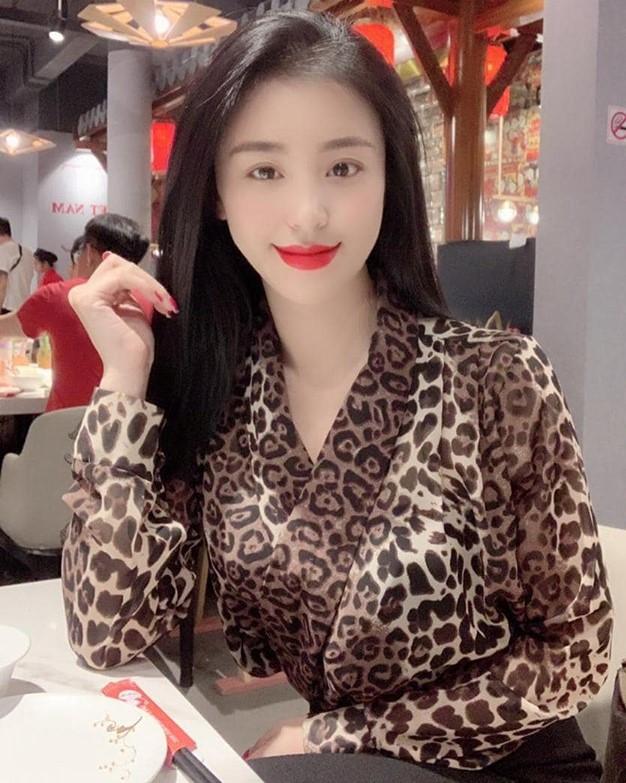 Hot girl dân tộc, người đẹp bánh tráng và các cô gái bất ngờ nổi tiếng-6