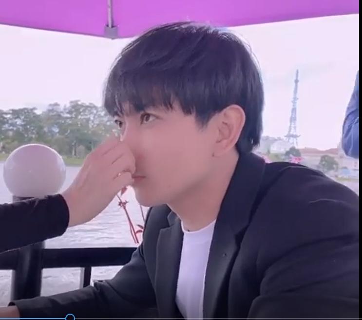 Vướng tin đồn dao kéo, Tim lập tức bác bỏ bằng chiêu mục sở thị quen thuộc-2