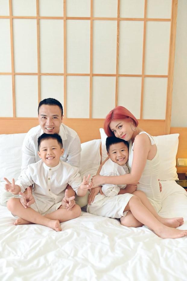 MC Hoàng Linh khoe vừa mua nhà 5 tỷ, thuận miệng tiết lộ luôn kế hoạch sinh con cùng chồng sau-1
