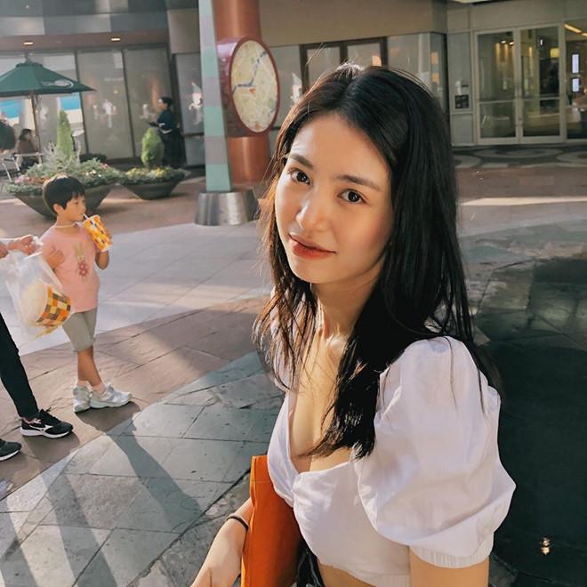 Midu, Khánh Vy và các hot girl được khen đã xinh còn học giỏi-11