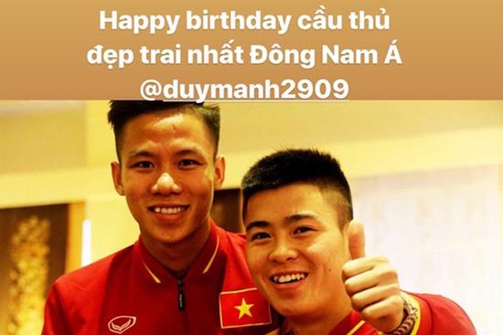 Duy Mạnh được khen ‘đẹp trai nhất Đông Nam Á’ trong ngày sinh nhật