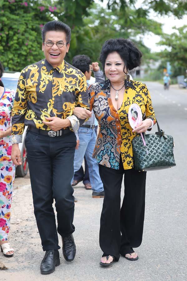 Chia tay nghệ sĩ Xuân Hương, MC Thanh Bạch tận hưởng cuộc sống như tiên, tràn ngập hạnh phúc bên vợ mới-2