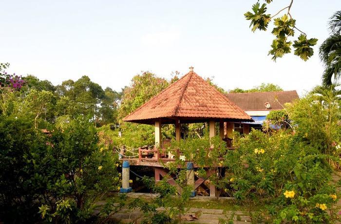 Chia tay nghệ sĩ Xuân Hương, MC Thanh Bạch tận hưởng cuộc sống như tiên, tràn ngập hạnh phúc bên vợ mới-10