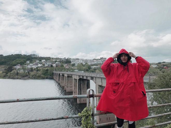 Sau khi xuất ngũ, Lee Min Ho chuộng mặc đồ rộng, bị chê luộm thuộm-7