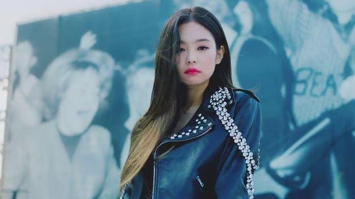 Jennie (BlackPink) là nghệ sĩ solo đầu tiên của Kpop làm được kỳ tích này trên đất Mỹ-3