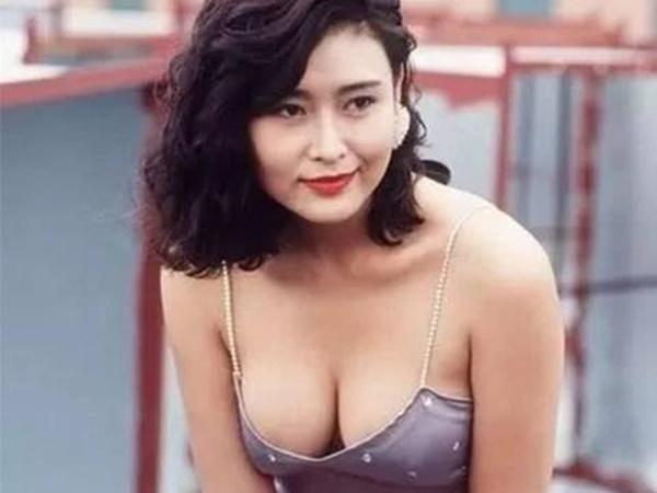 Nữ hoàng phim 18+ hóa phú bà bạc tỷ nhờ mối tình vỏn vẹn 6 tháng-1