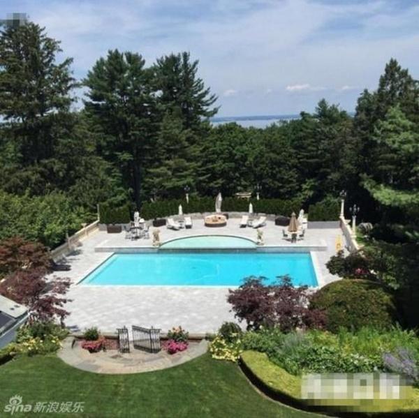 Nữ hoàng phim 18+ hóa phú bà bạc tỷ nhờ mối tình vỏn vẹn 6 tháng-3