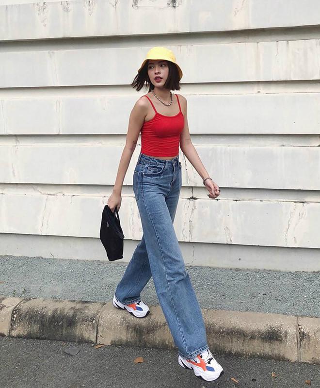 Bí quyết phối đồ với quần jeans đẹp như Hà Tăng và dàn mỹ nhân Việt-4