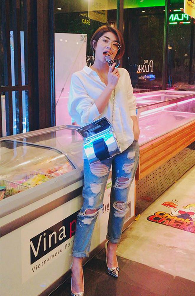 Bí quyết phối đồ với quần jeans đẹp như Hà Tăng và dàn mỹ nhân Việt-8