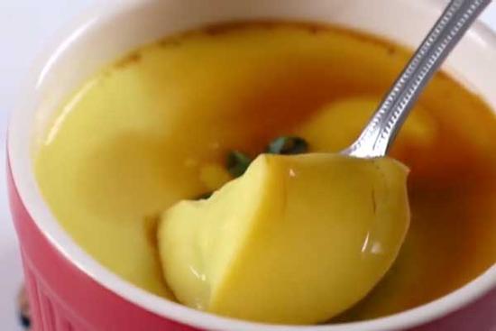 Mẹo làm trứng hấp xì dầu Nhật Bản không rỗ mặt