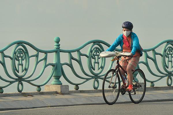 Ô nhiễm không khí ngưỡng nguy hại, người Hà Nội không nên ra khỏi nhà-3