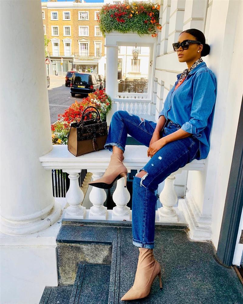 Bản tin Hoa hậu Hoàn vũ 1/10: Chị song sinh bất ngờ nổi loạn giật spotlight của HHen Niê-8