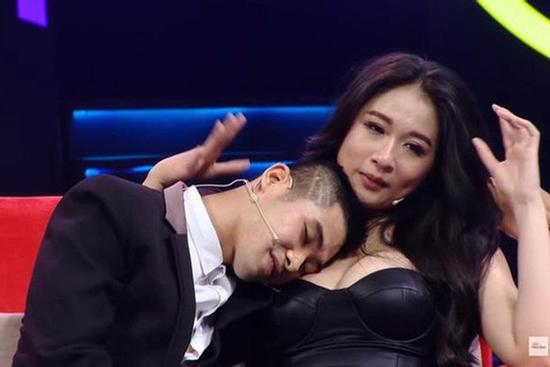 Show 'Ngôi sao tình yêu' phản cảm, người chơi tự gây chú ý vì lố bịch