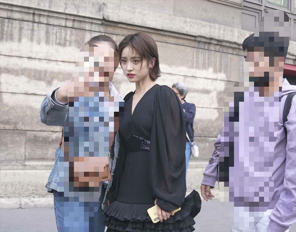 Mỹ nhân Vườn sao băng bị chê quê mùa, thiếu khí chất tại Paris Fashion Week-4