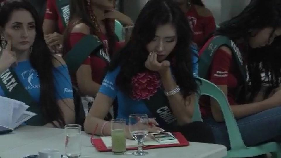 Thí sinh Hoa hậu Trái Đất 2019 đờ đẫn, đại diện Việt Nam cũng ngáp ngắn ngáp dài khi phải nghe thuyết trình liên miên-14
