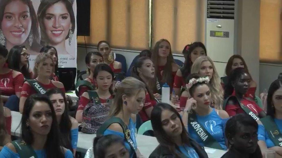 Thí sinh Hoa hậu Trái Đất 2019 đờ đẫn, đại diện Việt Nam cũng ngáp ngắn ngáp dài khi phải nghe thuyết trình liên miên-9