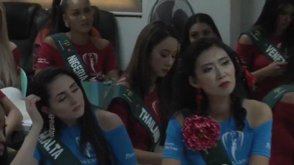 Thí sinh Hoa hậu Trái Đất 2019 đờ đẫn, đại diện Việt Nam cũng ngáp ngắn ngáp dài khi phải nghe thuyết trình liên miên-6