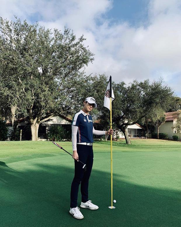 Chàng trai hớp hồn người nhìn bằng ngoại hình chuẩn nam thần nhưng khi biết giới tính thật ai cũng ngỡ ngàng-1