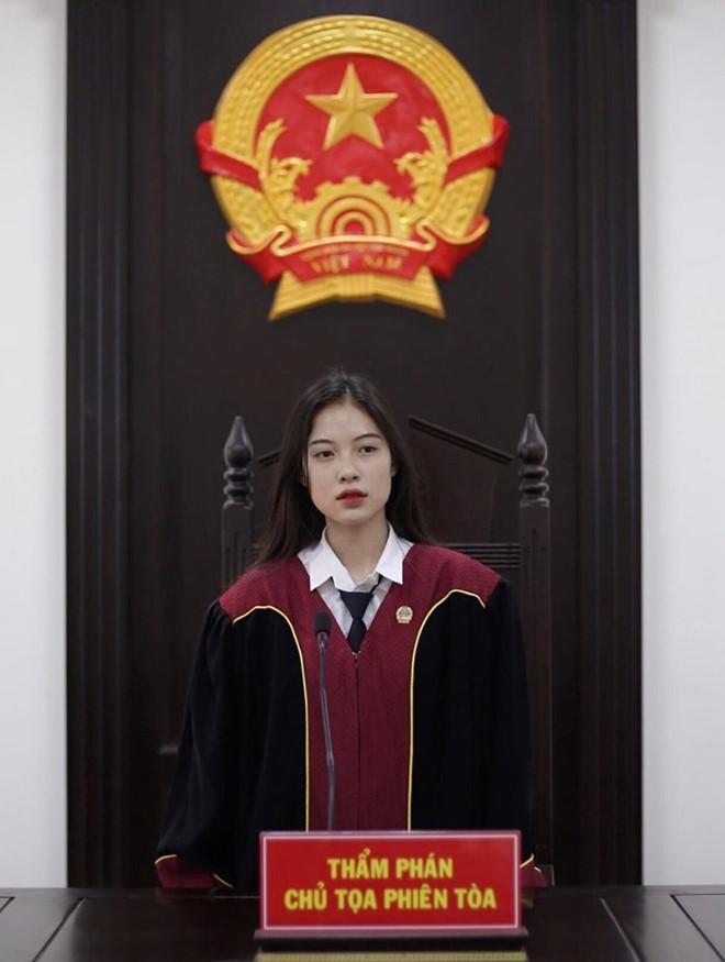 20 tuổi ngồi ở vị trí thẩm phán, 9X gốc Quảng Trị liên tục bị truy lùng info-2