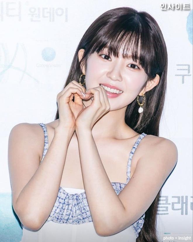 Halloween chưa đến mà Lâm Khánh Chi đã trang điểm dọa ma - Phi Thanh Vân make-up lòe loẹt-4