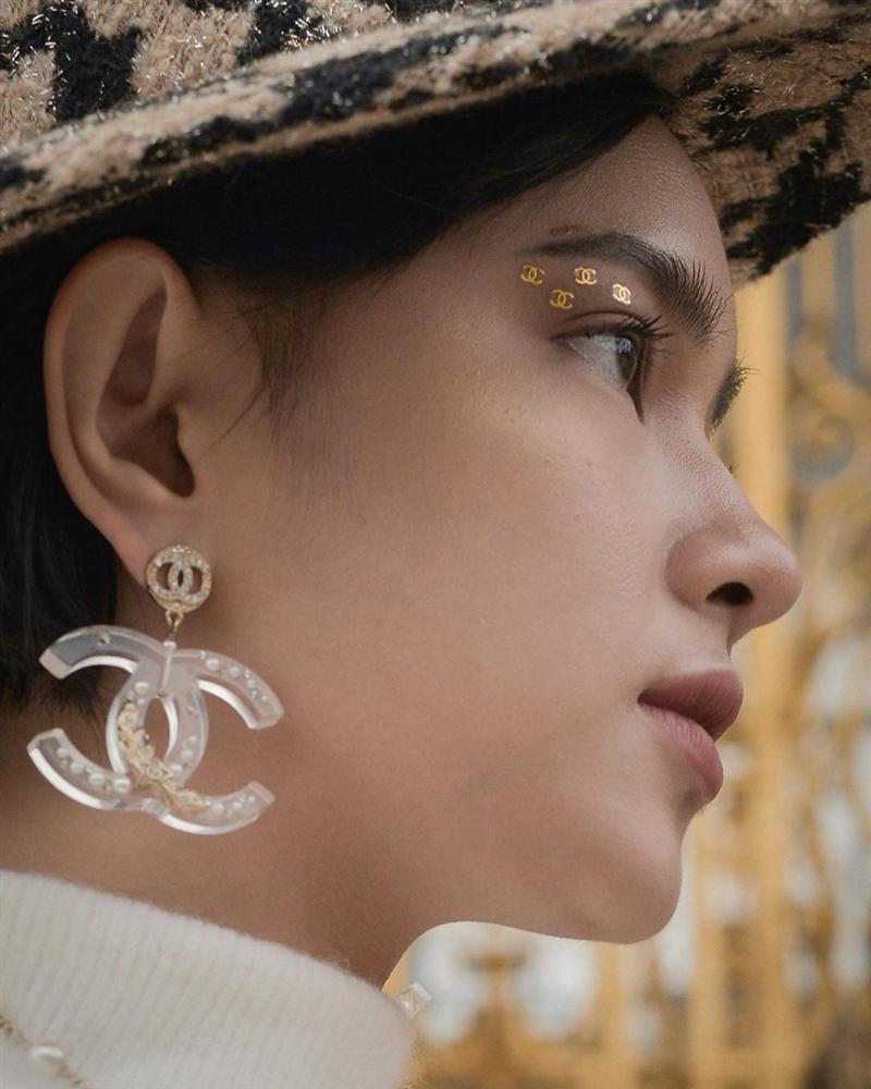 Halloween chưa đến mà Lâm Khánh Chi đã trang điểm dọa ma - Phi Thanh Vân make-up lòe loẹt-7