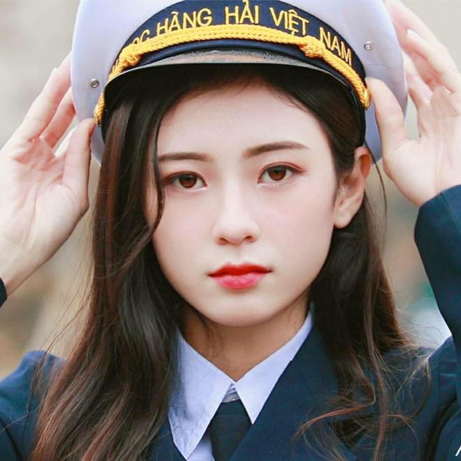 Dàn nữ sinh bất ngờ nổi tiếng sau các bức ảnh lạc trôi trên mạng-7