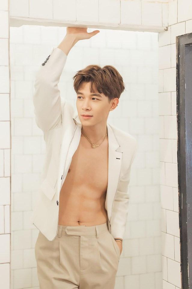 Trước tin đồn chia tay Diệu Nhi, Anh Tú thường phối đồ như sao Hàn-1