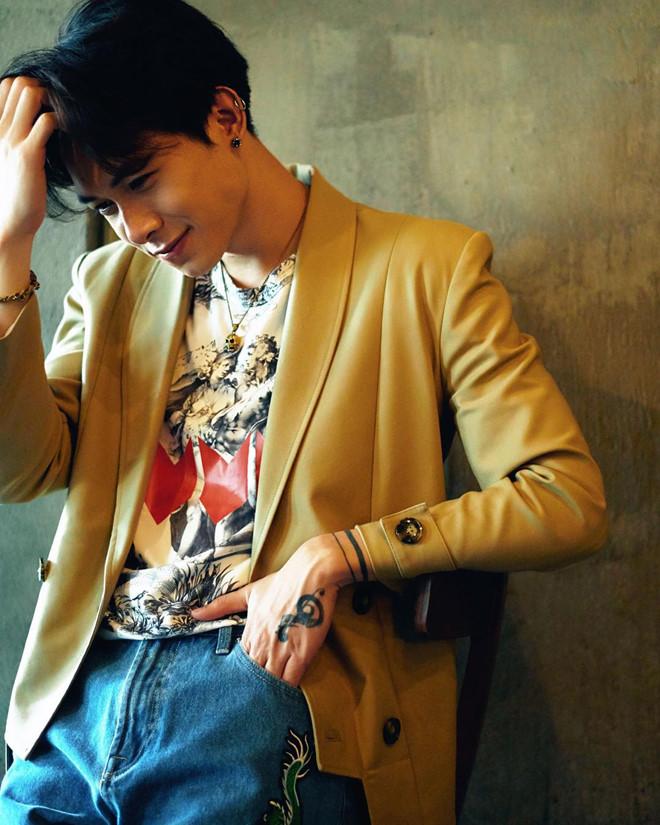 Trước tin đồn chia tay Diệu Nhi, Anh Tú thường phối đồ như sao Hàn-9