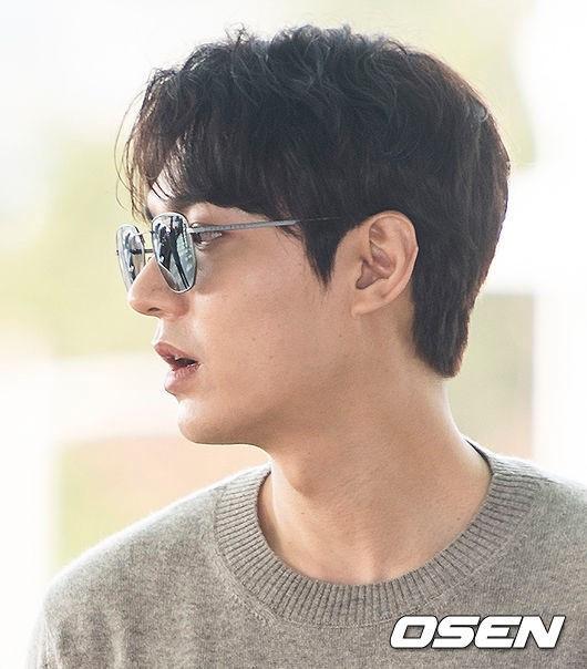 Lee Min Ho được khen đẹp như chụp họa báo khi xuất hiện ở sân bay-2