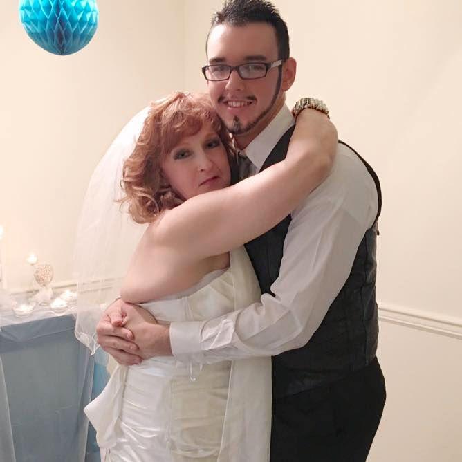 3 năm sau ngày cưới, cặp đôi vợ 74 - chồng 21 tuổi khoe đời sống tình dục quá viên mãn-1