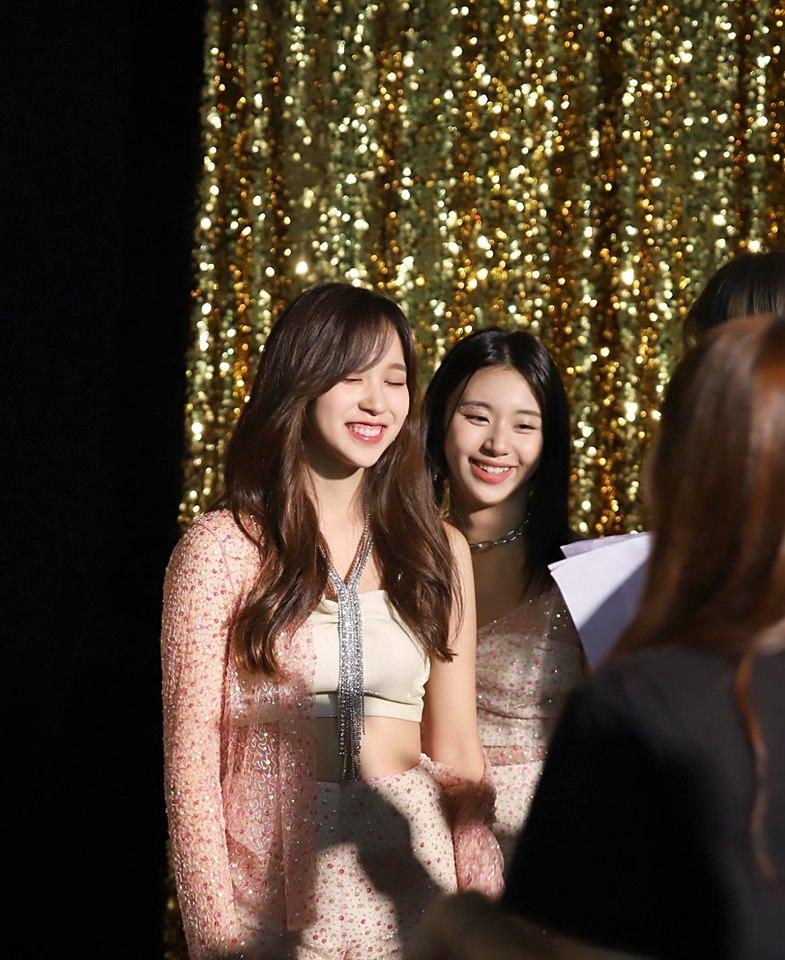 Clip hậu trường MV Feel Special lên sóng, fan đau lòng nhìn Mina bệnh nặng vẫn gắng gượng ghi hình cùng TWICE-3