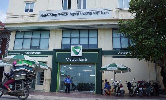 Người xông vào ngân hàng Vietcombank nổ súng là thượng úy công an-1