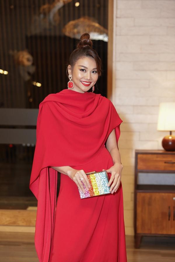 Hương Giang - Thanh Hằng - Vũ Thu Phương xúng xính váy áo, khoe sắc bất phân thắng bại tại sự kiện-1