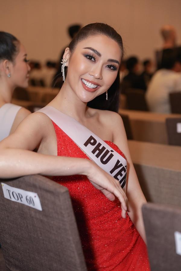 Hương Giang - Thanh Hằng - Vũ Thu Phương xúng xính váy áo, khoe sắc bất phân thắng bại tại sự kiện-8