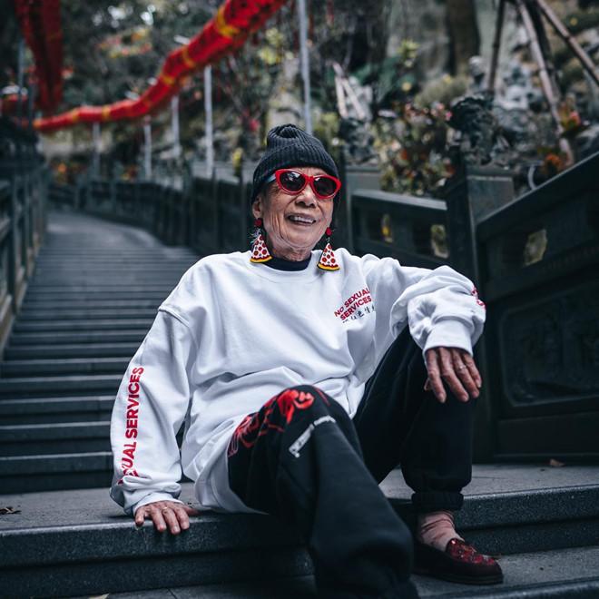 Cụ bà 91 tuổi mặc đồ chất như giới trẻ, có 100.000 fan trên mạng-1