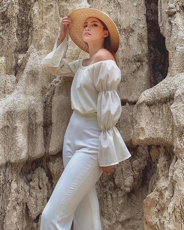 Beauty blogger Linh Trương bất ngờ thử váy cưới, tiết lộ sắp lấy chồng-3