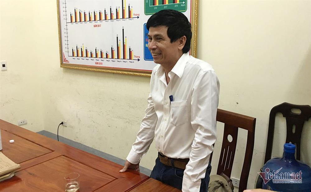 Tài xế Lexus cản đường xe cứu hỏa bị phạt 2,5 triệu, tước bằng lái 2 tháng-3