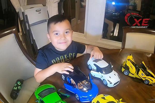 Cậu bé người Việt sở hữu 7.000 siêu xe gần tỷ đồng-13