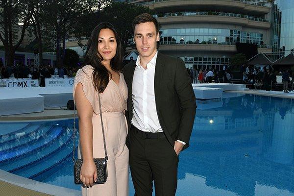 Cô gái gốc Việt xinh đẹp cỡ nào mà được Hoàng tôn đất nước siêu giàu quỳ xuống cầu hôn?-13