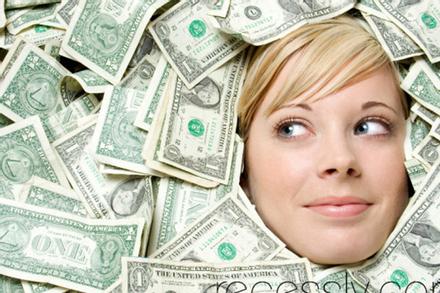 Đàn bà sống bằng tiền của mình: Cực thân một chút mà an lòng