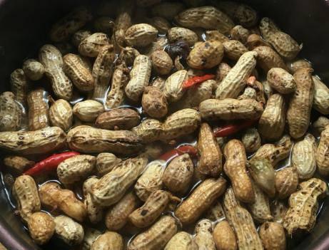 Để luộc lạc vừa ngon vừa thơm, đầu bếp đã làm điều này không phải ai cũng biết-3