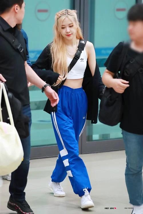 Black Pink - girl group cân mọi phong cách-9